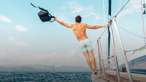 Read more about the article Into The Deep In Pacific With Vero Eeos